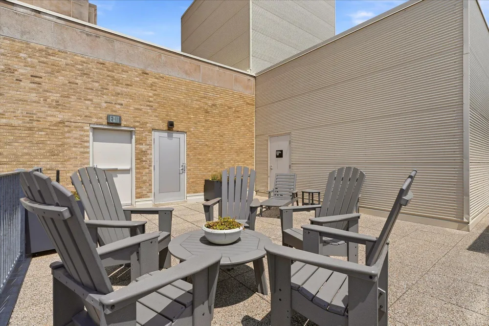 2929 Chicago Ave, Minneapolis, MN 55407