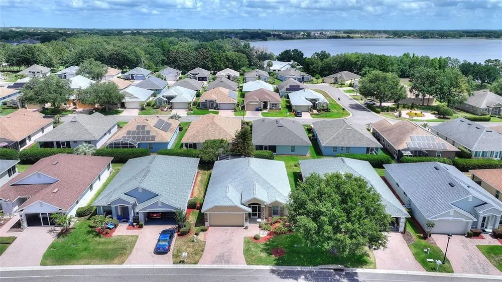 4130 Bedford Ave, Winter Haven, FL 33884
