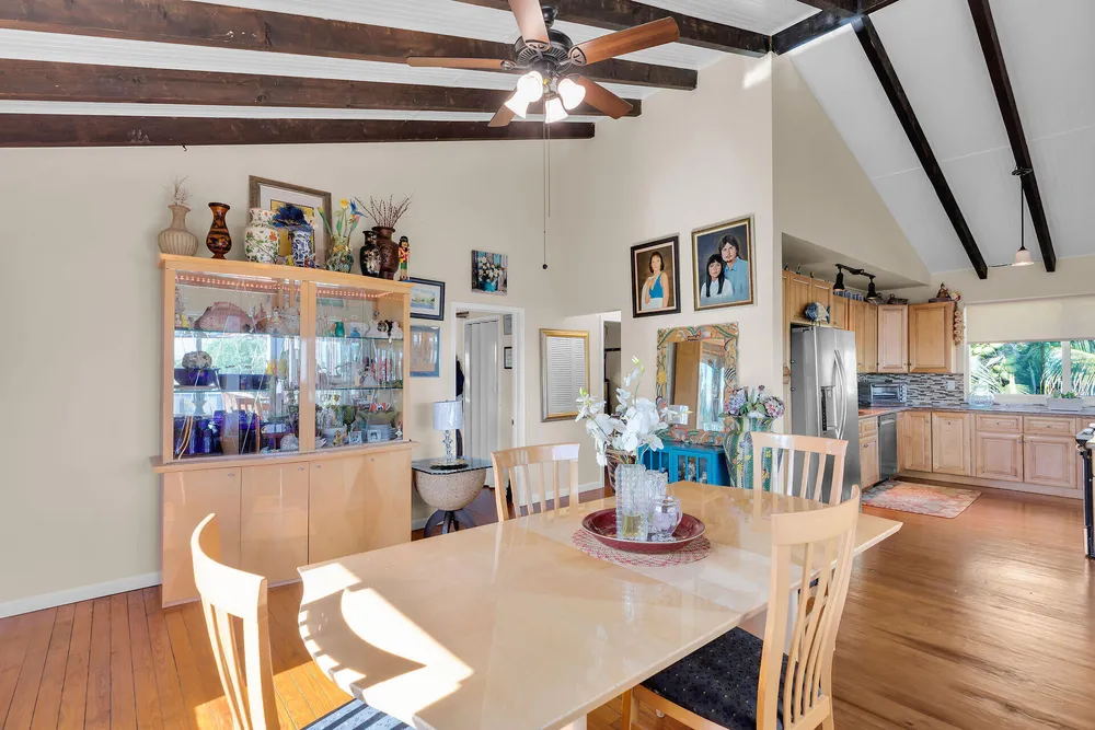 30937 Baileys Ln, Big Pine, FL 33043