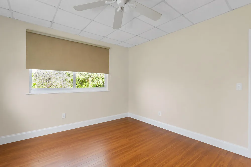 30937 Baileys Ln, Big Pine, FL 33043
