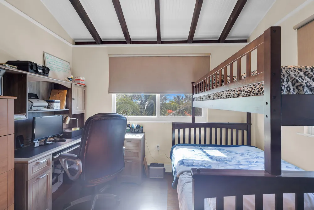 30937 Baileys Ln, Big Pine, FL 33043