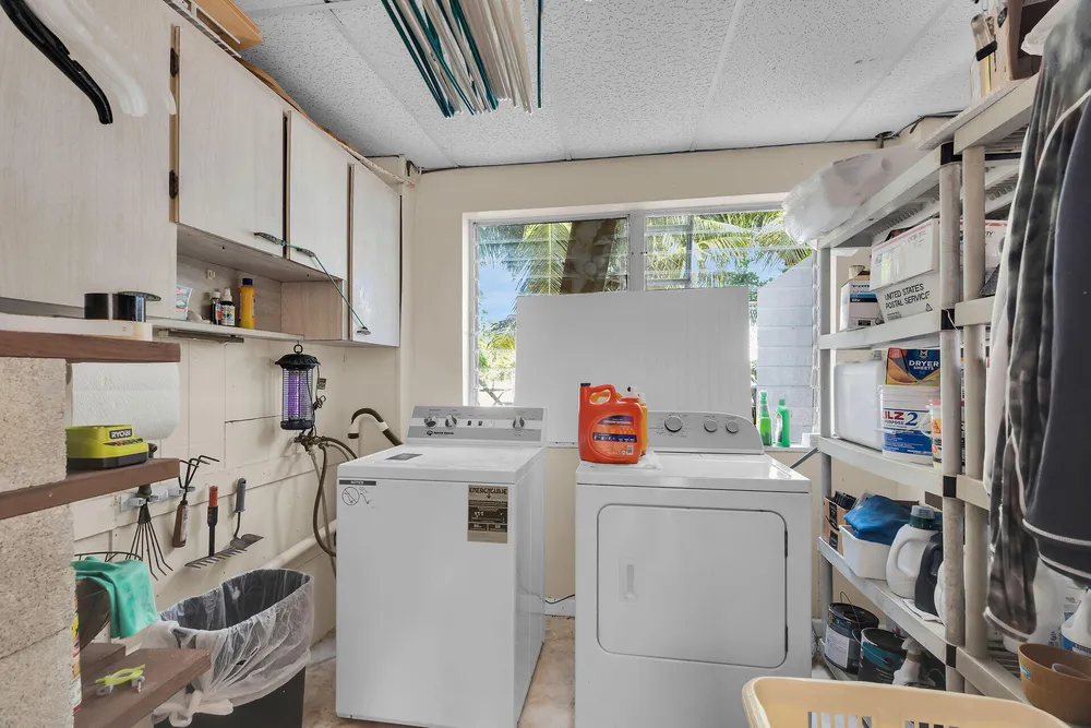 30937 Baileys Ln, Big Pine, FL 33043