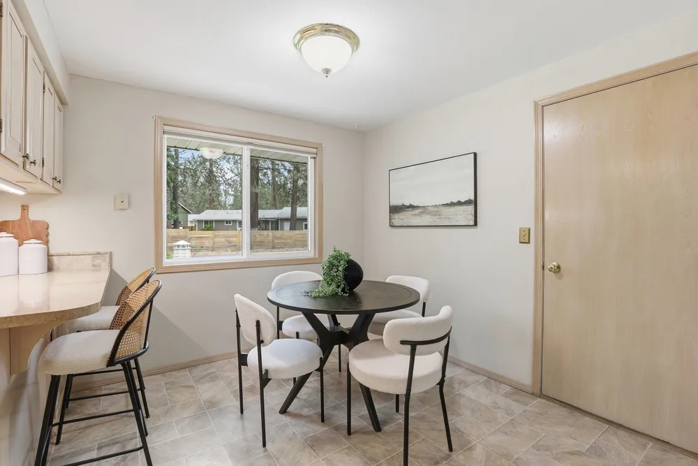5804 W Holyoke Ave, Spokane, WA 99208