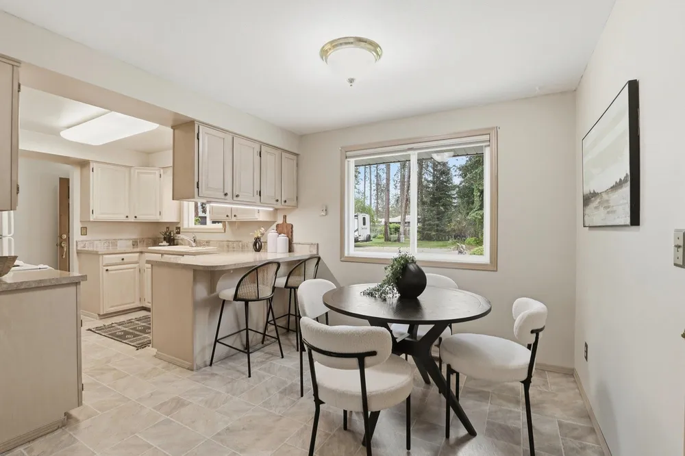 5804 W Holyoke Ave, Spokane, WA 99208