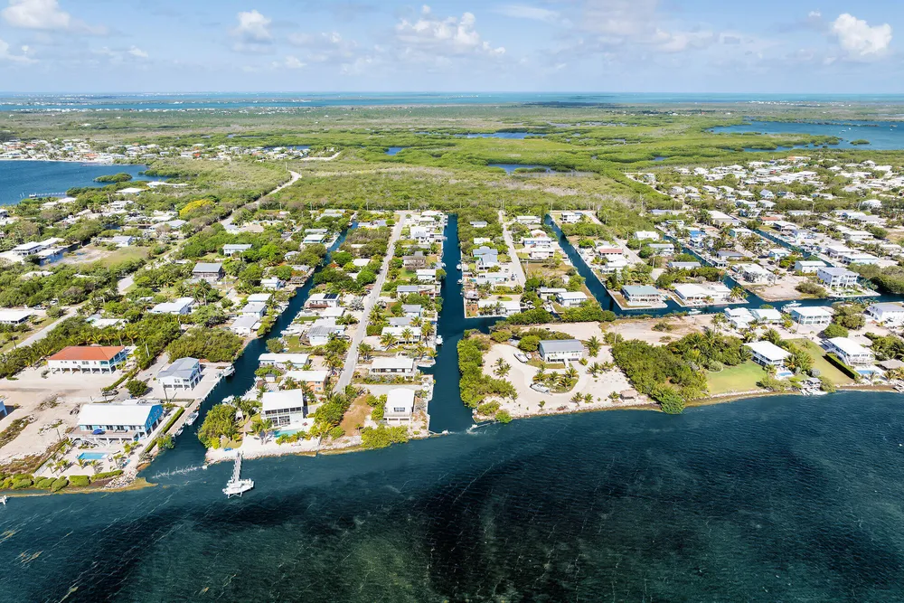 30937 Baileys Ln, Big Pine, FL 33043