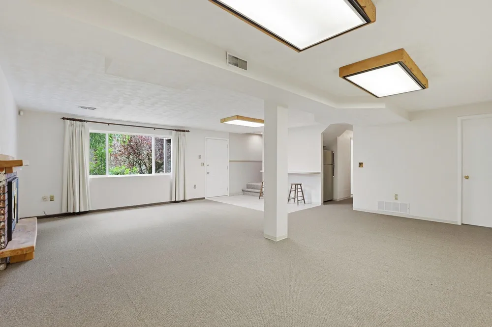 5804 W Holyoke Ave, Spokane, WA 99208
