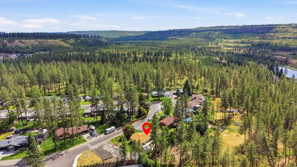 5804 W Holyoke Ave, Spokane, WA 99208