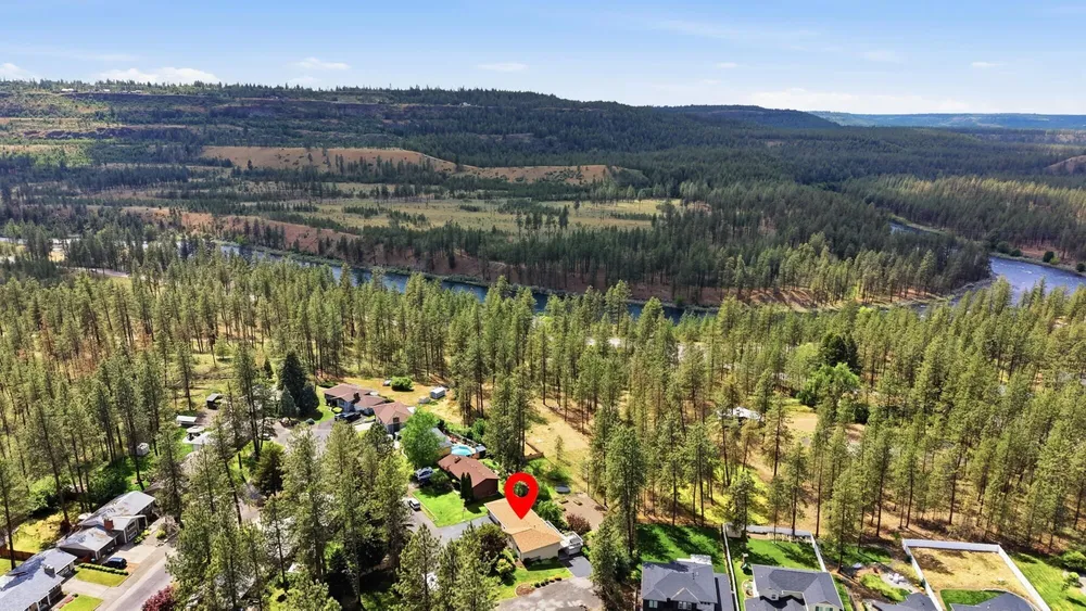 5804 W Holyoke Ave, Spokane, WA 99208