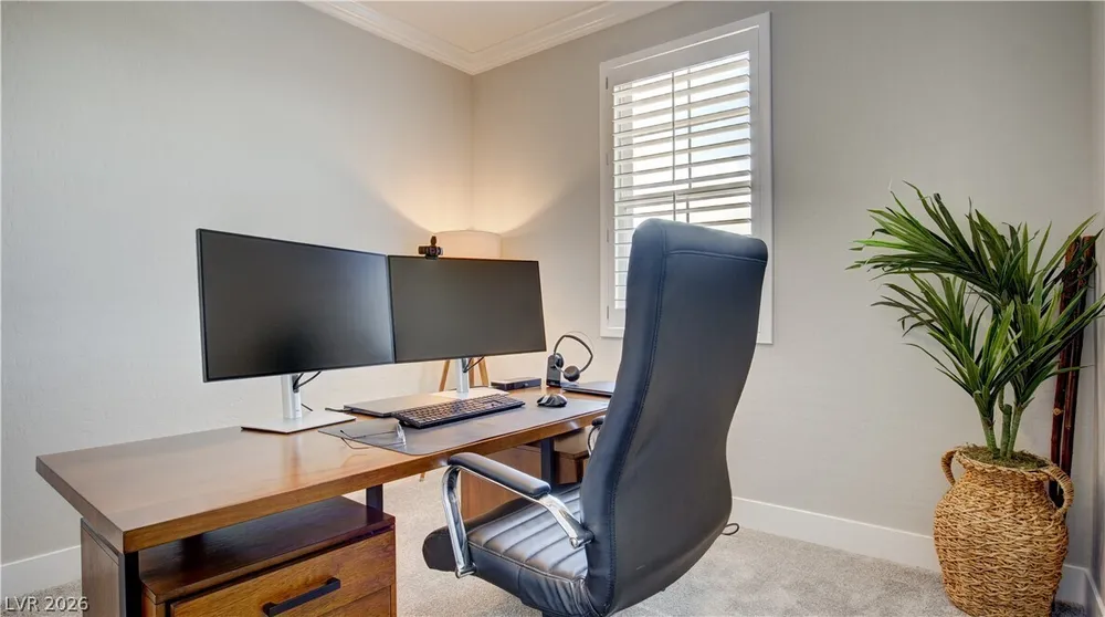 2239 Thunderbird St, Las Vegas, NV 89138-6525