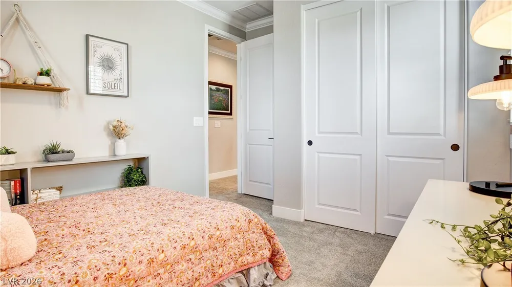 2239 Thunderbird St, Las Vegas, NV 89138-6525