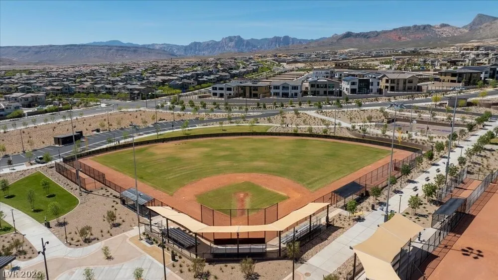 Meadow Lark Ln, Las Vegas, NV 89103