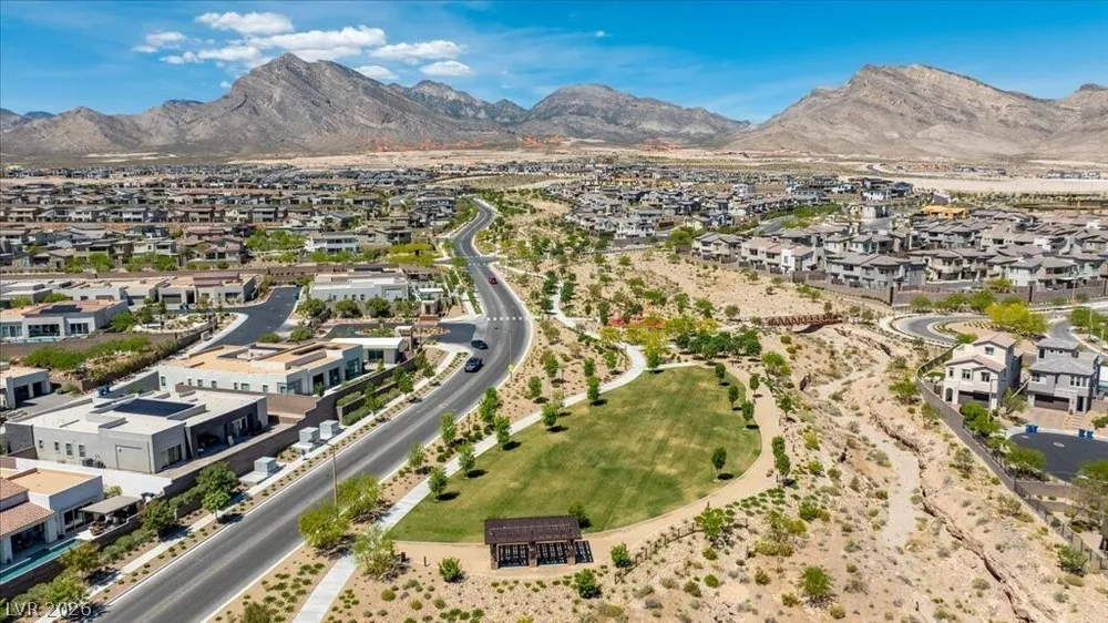 Meadow Lark Ln, Las Vegas, NV 89103