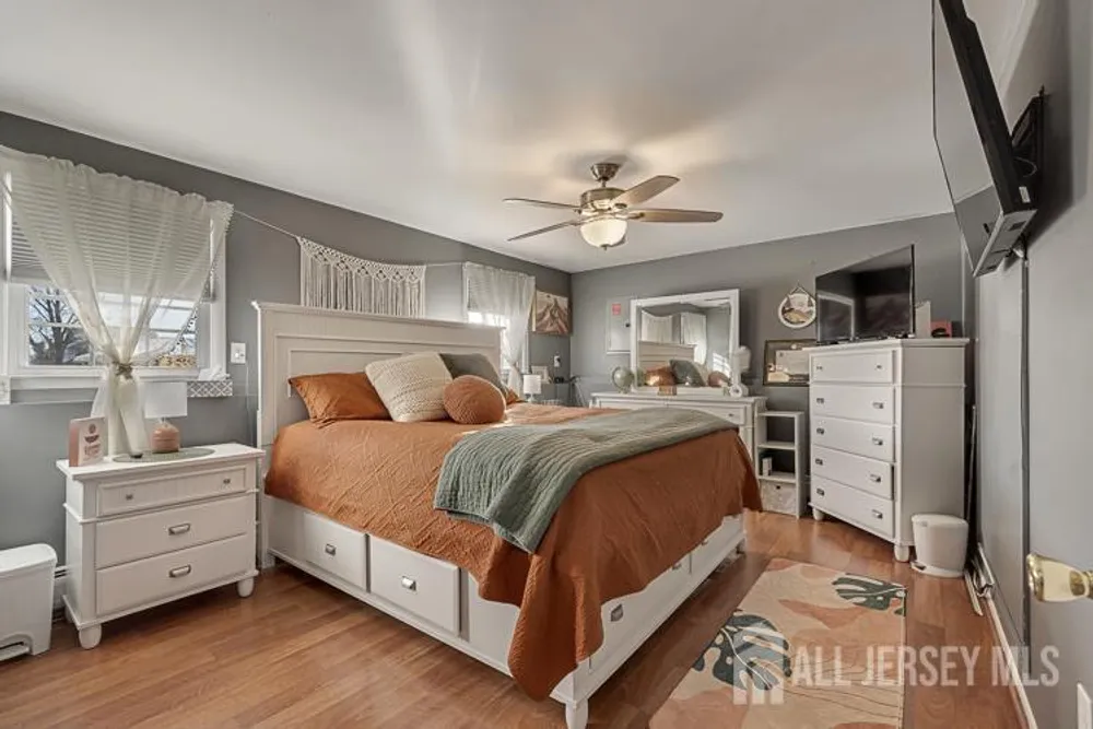 1 Via Vitale, Kenilworth, NJ 07033