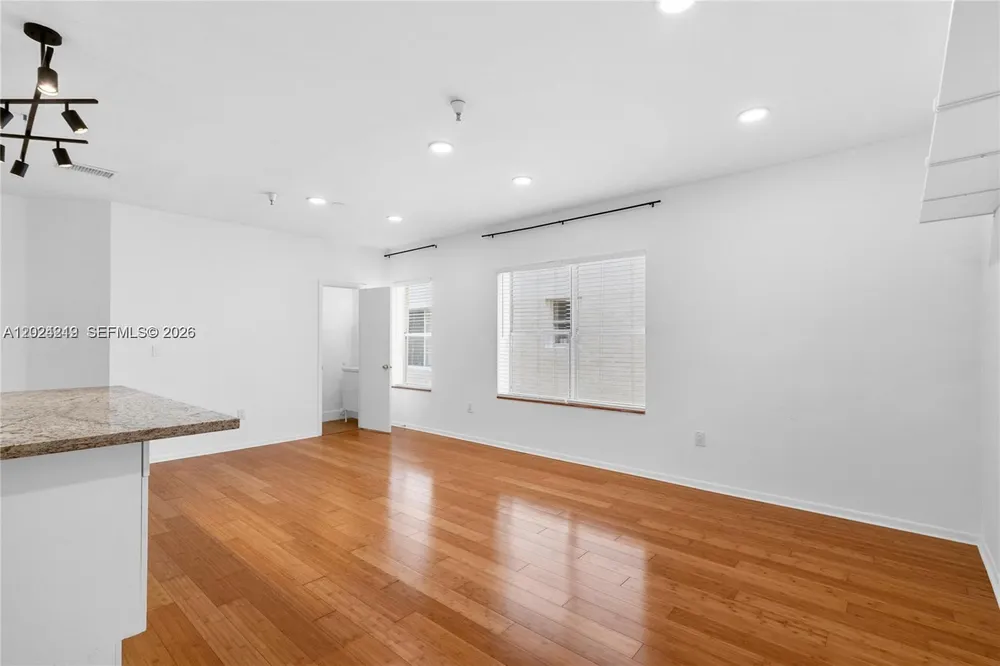1350 Pennsylvania Ave, Miami Beach, FL 33139