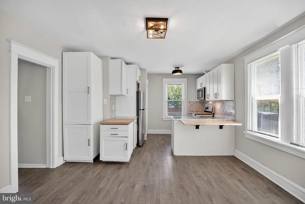 339 Maple Ave, Glenside, PA 19038