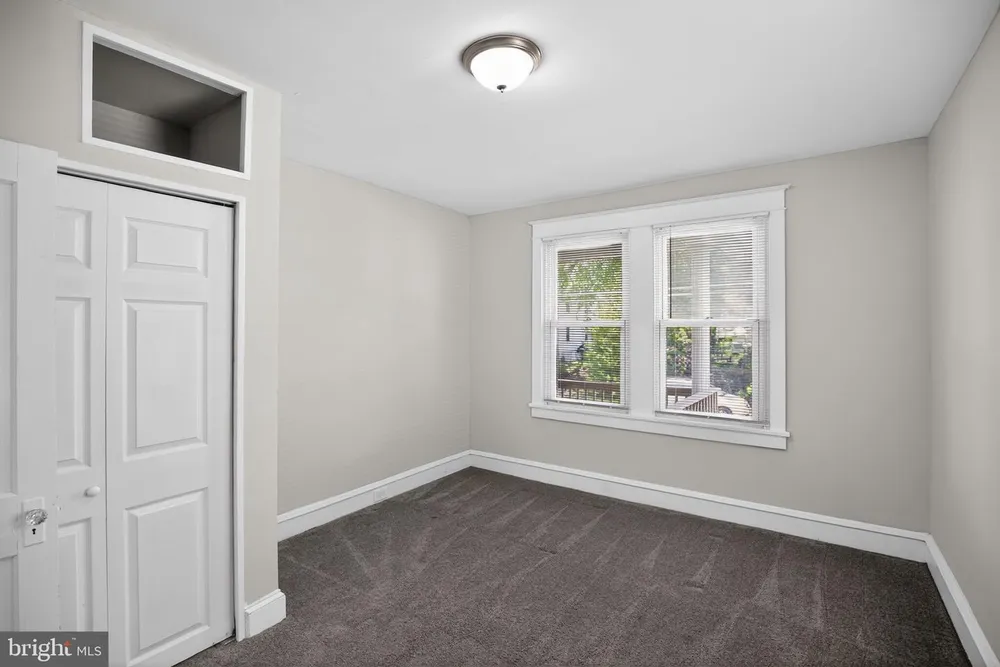 339 Maple Ave, Glenside, PA 19038