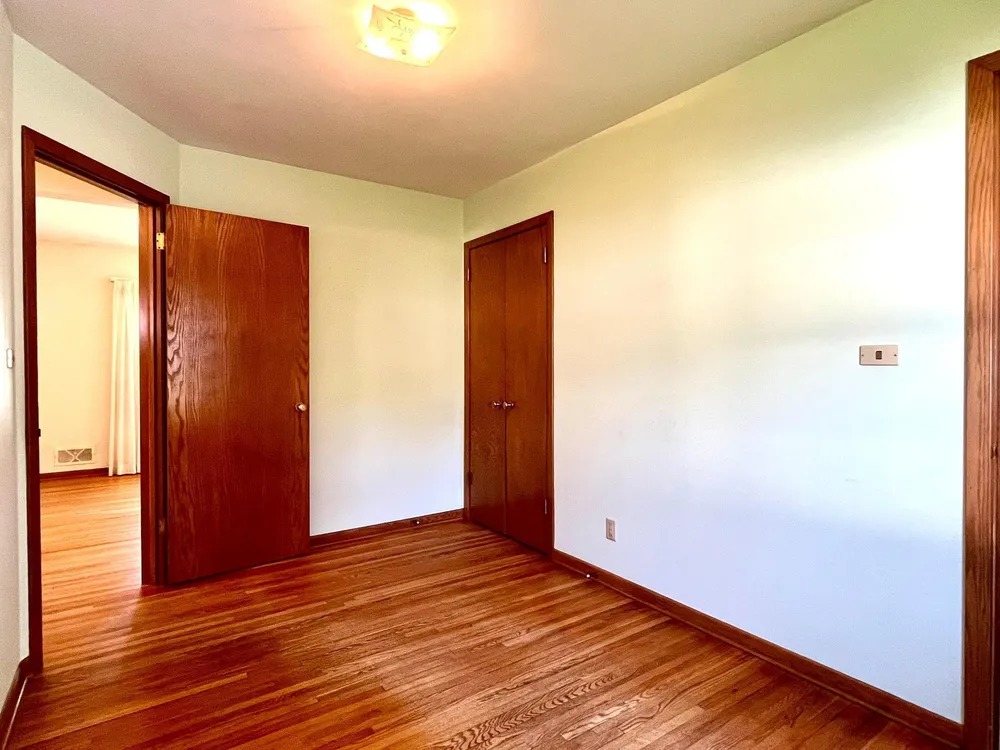 3752 Upper 73rd St E, Inver Grove Heights, MN 55076
