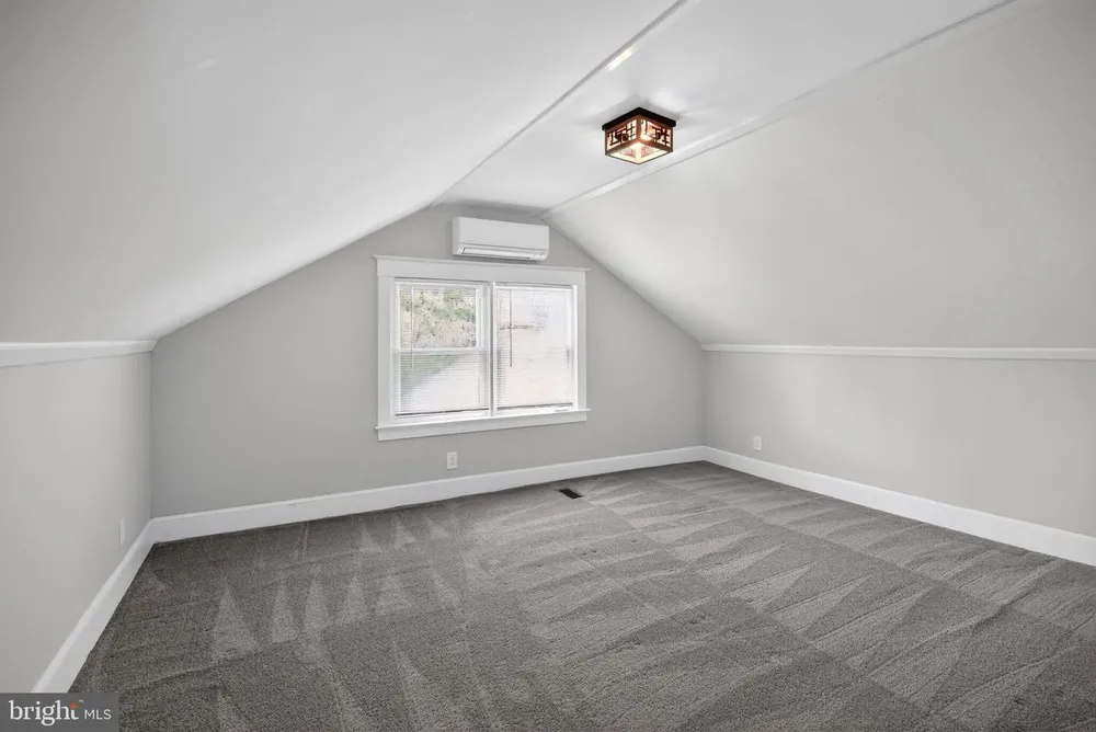 339 Maple Ave, Glenside, PA 19038