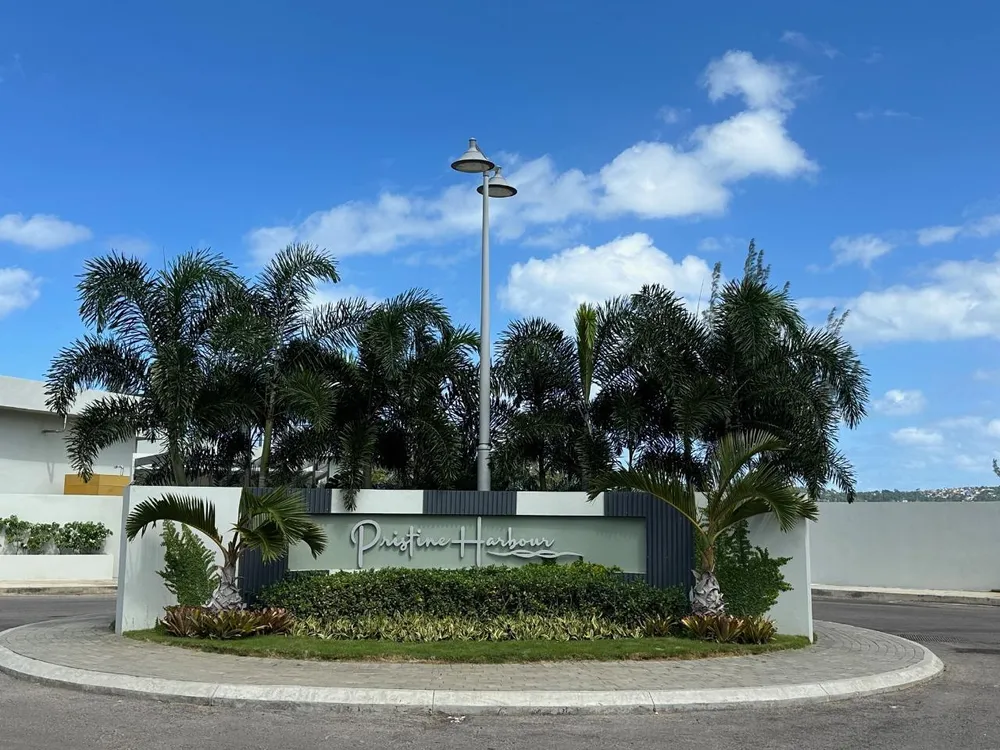 PRISTINE HARBOUR St. James