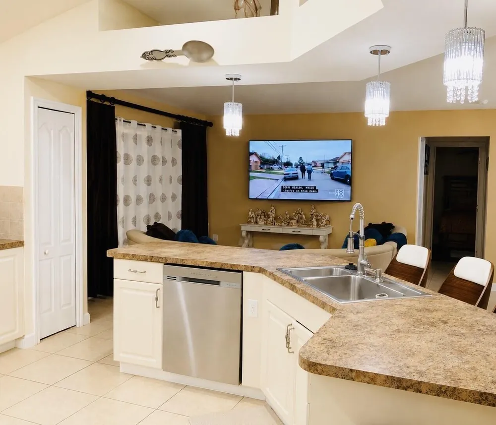 485 SW Dagget Ave, Port St Lucie, FL 34953