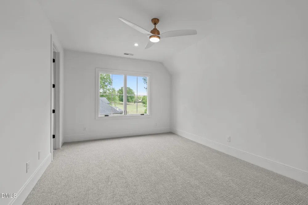 7917 S Bridgewater Ct, Raleigh, NC 27615