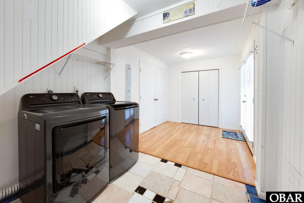 1710 Sea Swept Rd, Kill Devil Hills, NC 27948