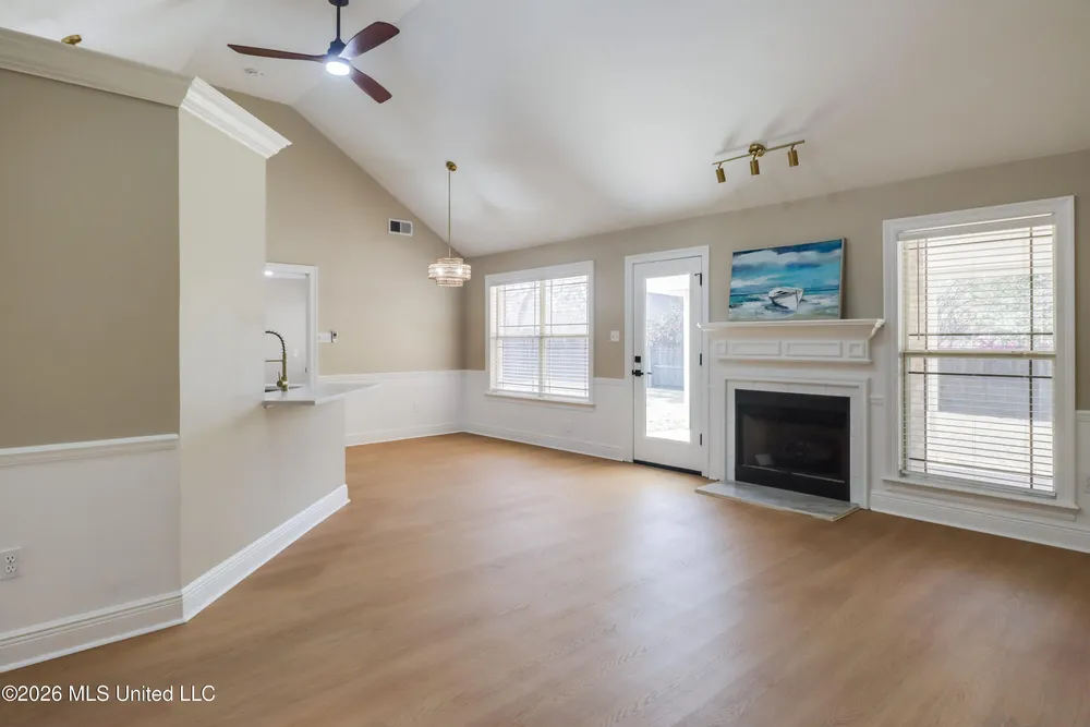 8516 Kono Pl, Diamondhead, MS 39525