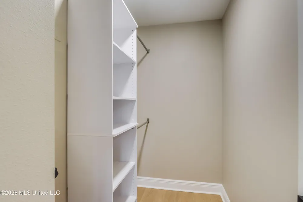 8516 Kono Pl, Diamondhead, MS 39525