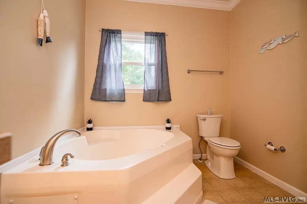 287 Moncure Ln, Henrico, NC 27842