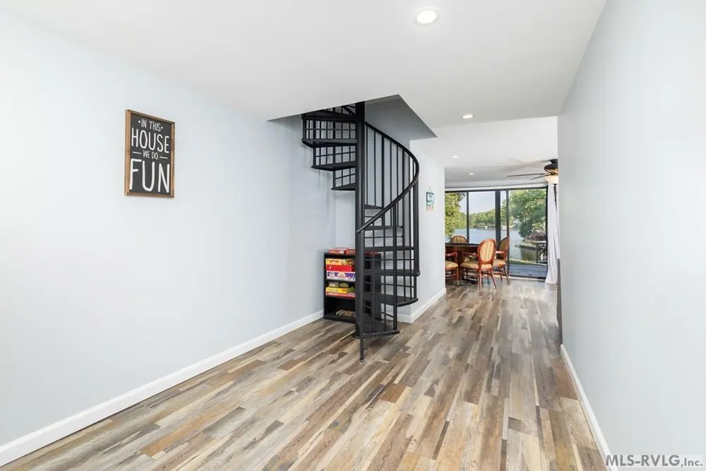 106 Bass Ct, Macon, NC 27551