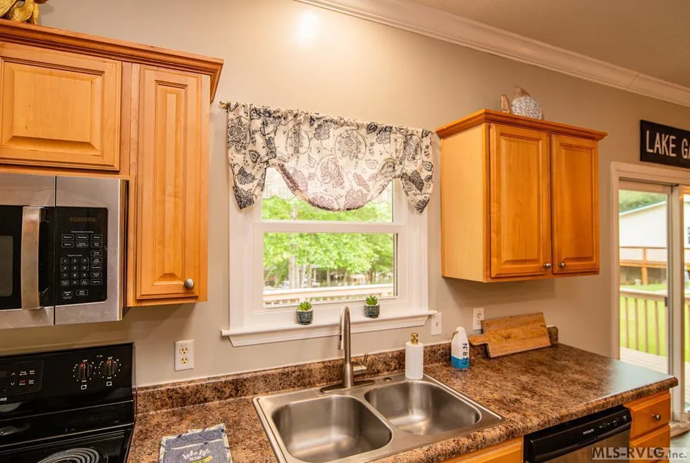 287 Moncure Ln, Henrico, NC 27842