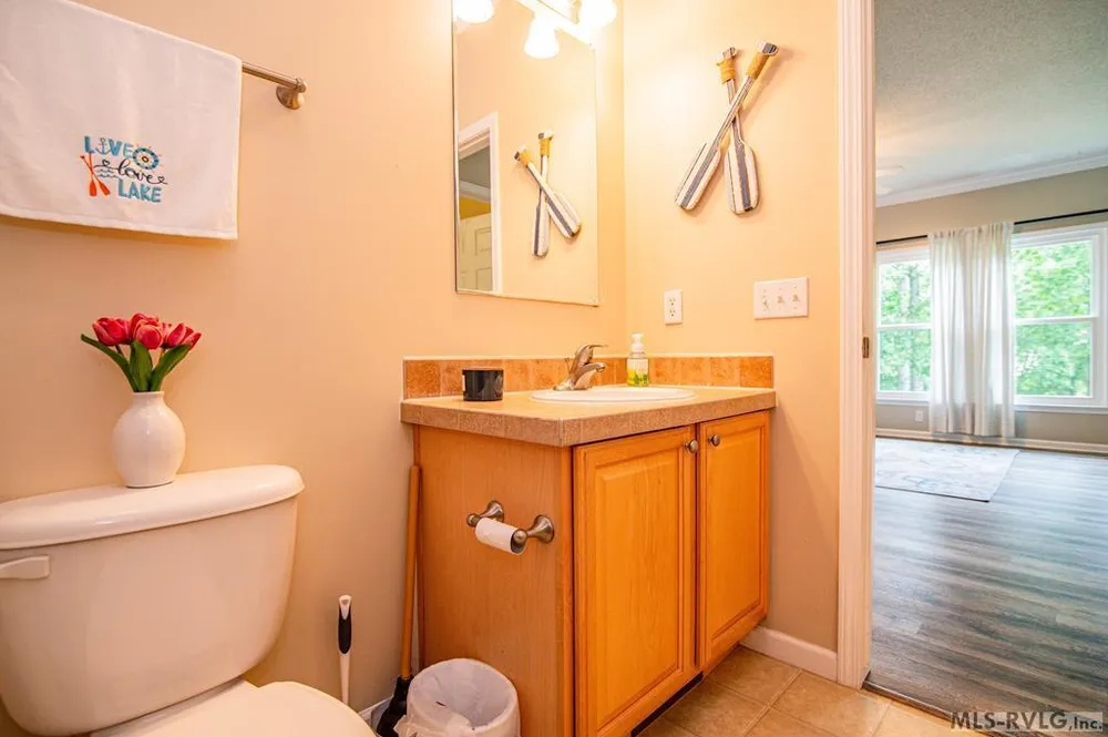 287 Moncure Ln, Henrico, NC 27842
