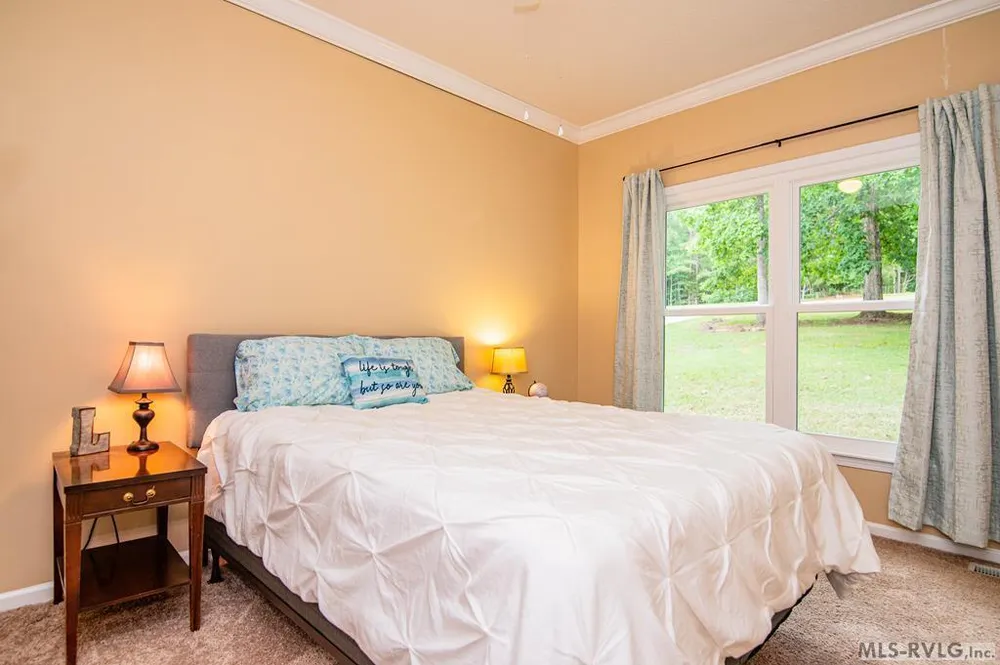 287 Moncure Ln, Henrico, NC 27842