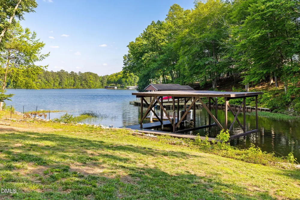 106 Bass Ct, Macon, NC 27551