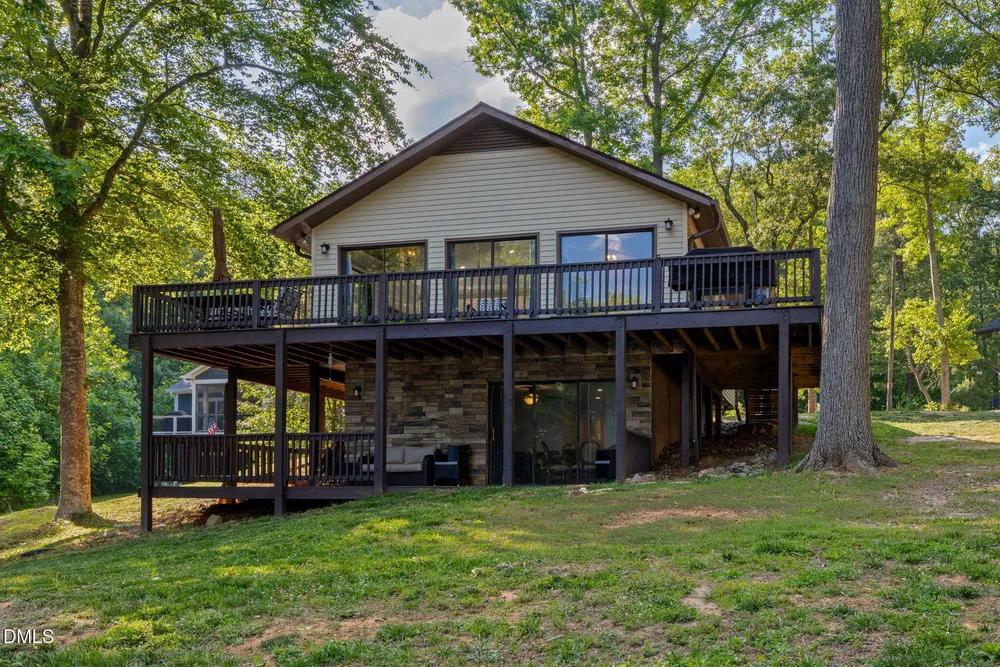 106 Bass Ct, Macon, NC 27551