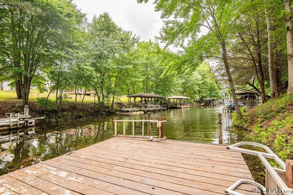 287 Moncure Ln, Henrico, NC 27842