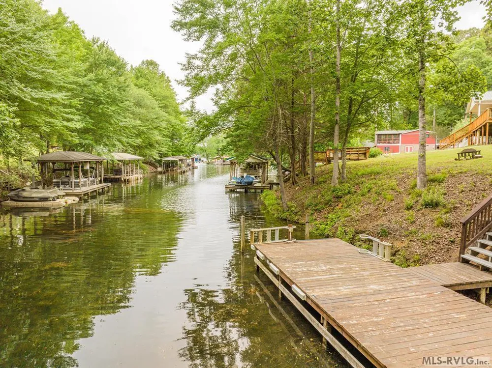 287 Moncure Ln, Henrico, NC 27842