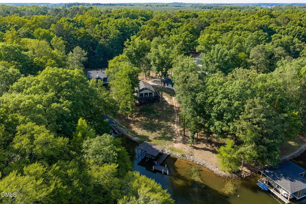 106 Bass Ct, Macon, NC 27551