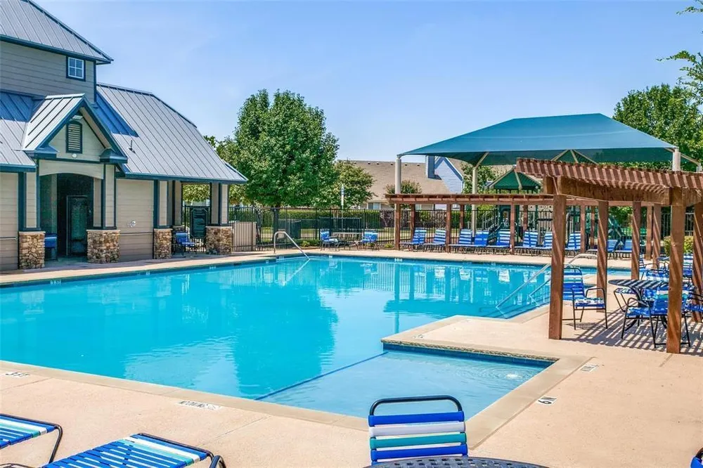 9745 Water Tree Dr, McKinney, TX 75072