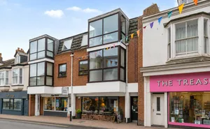 High Street, Budleigh Salterton, Devon, EX9 photo