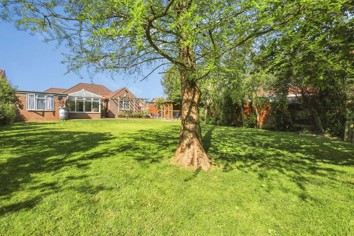 Woodpecker Drive, Hailsham