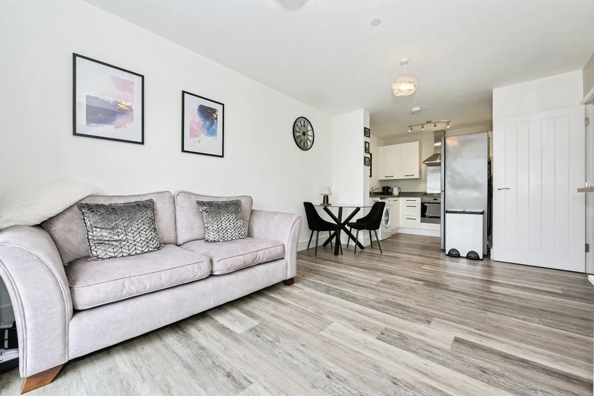 Windstar Drive, South Ockendon
