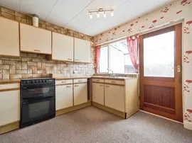 Ogden Crescent, Denholme, BRADFORD thumb 3