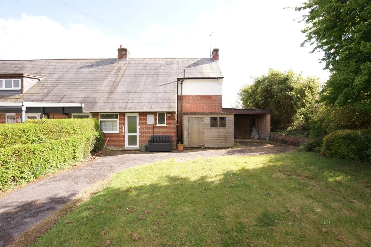 Broadmoor Road, Corfe Mullen, Wimborne, Dorset, BH21