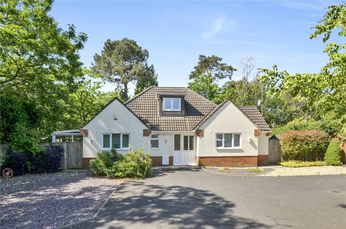 Abbey Road, West Moors, Ferndown, Dorset, BH22