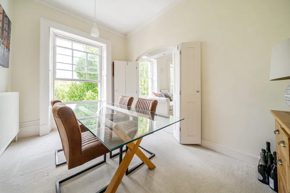 8 Queens Parade, Cheltenham, GL50 photo 4