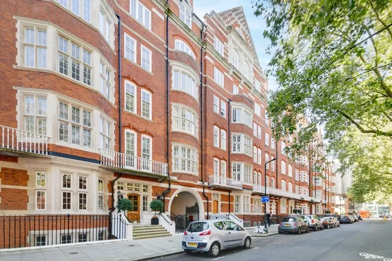 Bedford Avenue London WC1B