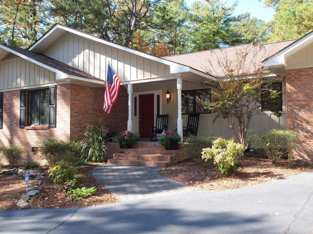 25 Firestone Ln, Pinehurst, NC 28374