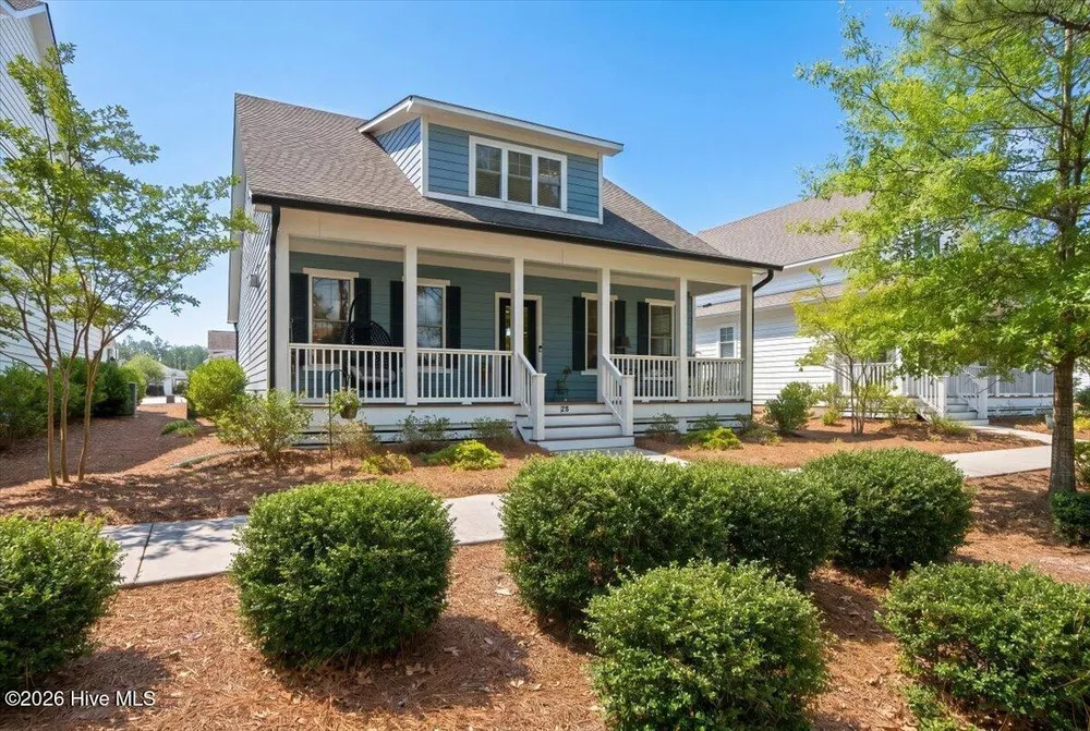 25 Station Ave, Southern Pines, NC 28387