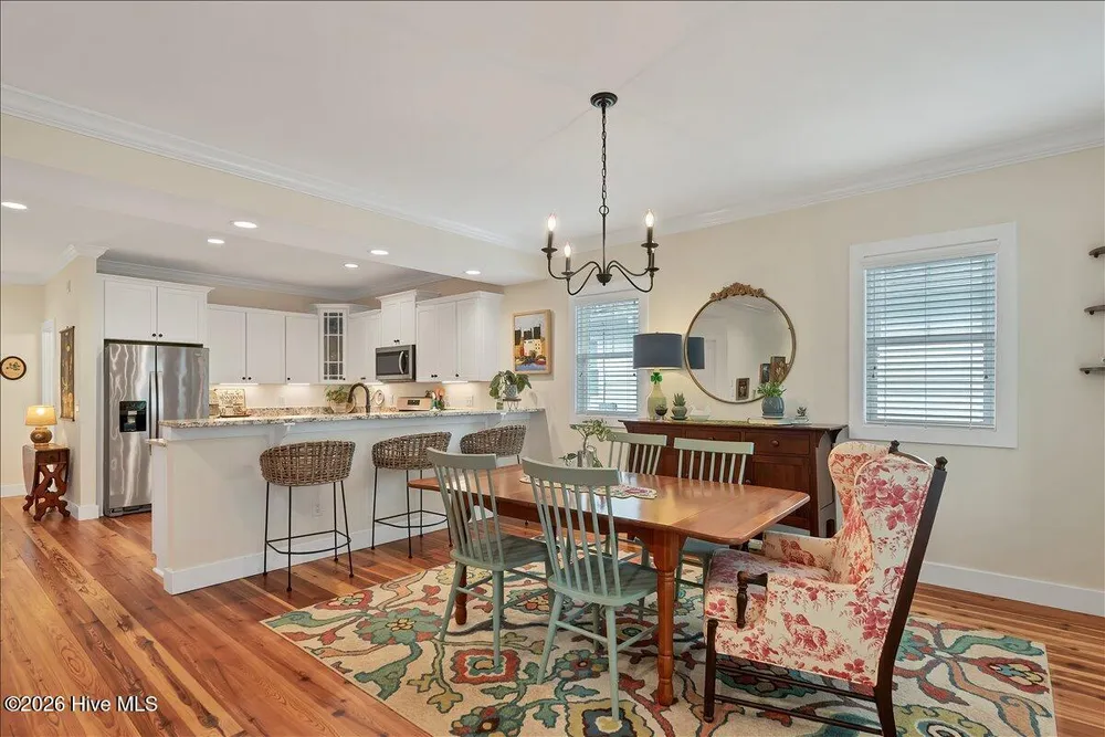 25 Station Ave, Southern Pines, NC 28387